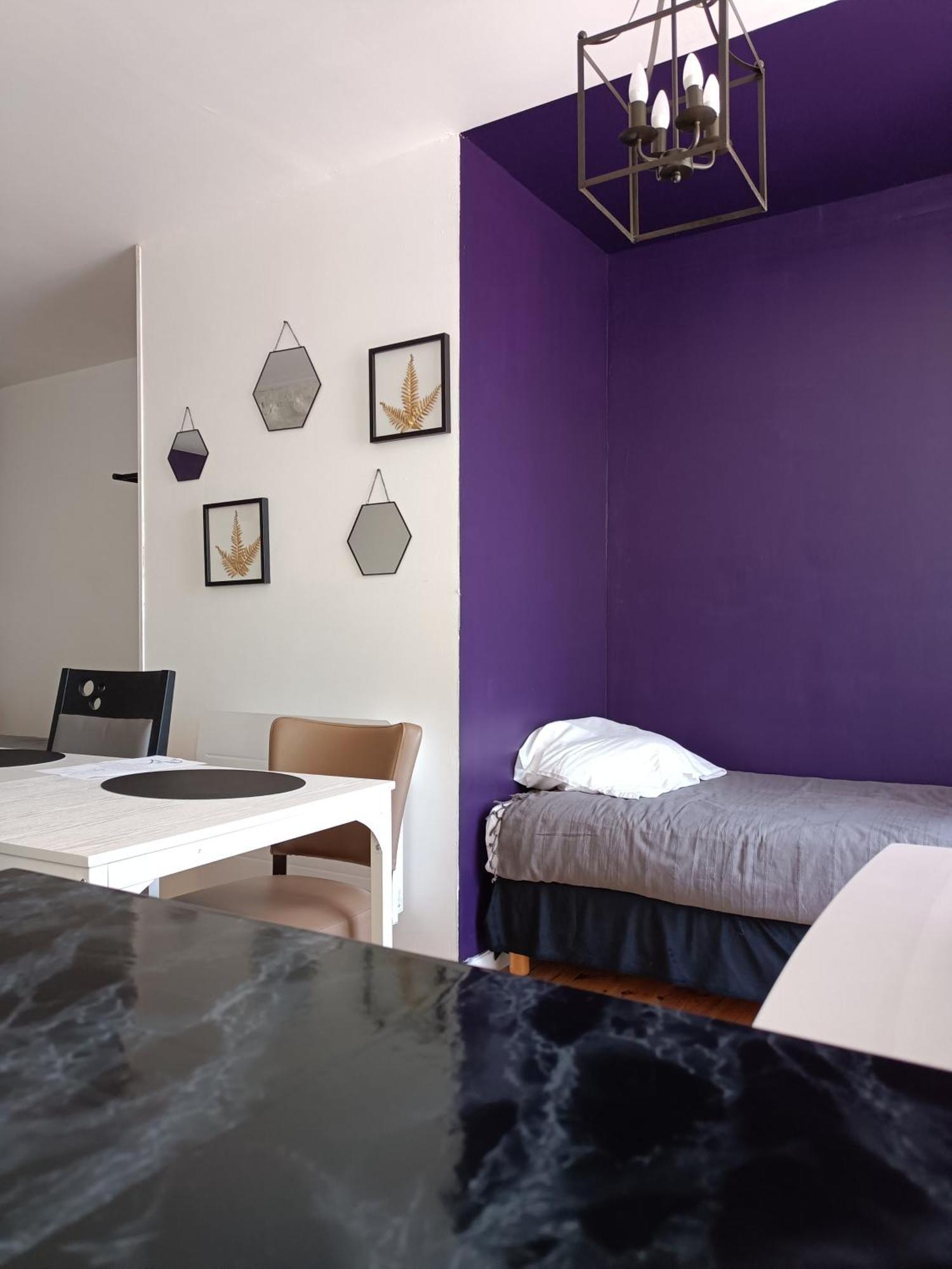 Les 2 Tours Hotel Chenay  Exterior photo